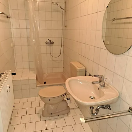 Grosse In Ruhiger Lage Mit Toller Aussicht In Triberg Apartment